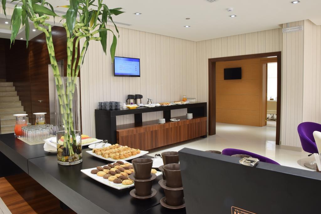 Novotel Suites Riyadh Centre Екстер'єр фото