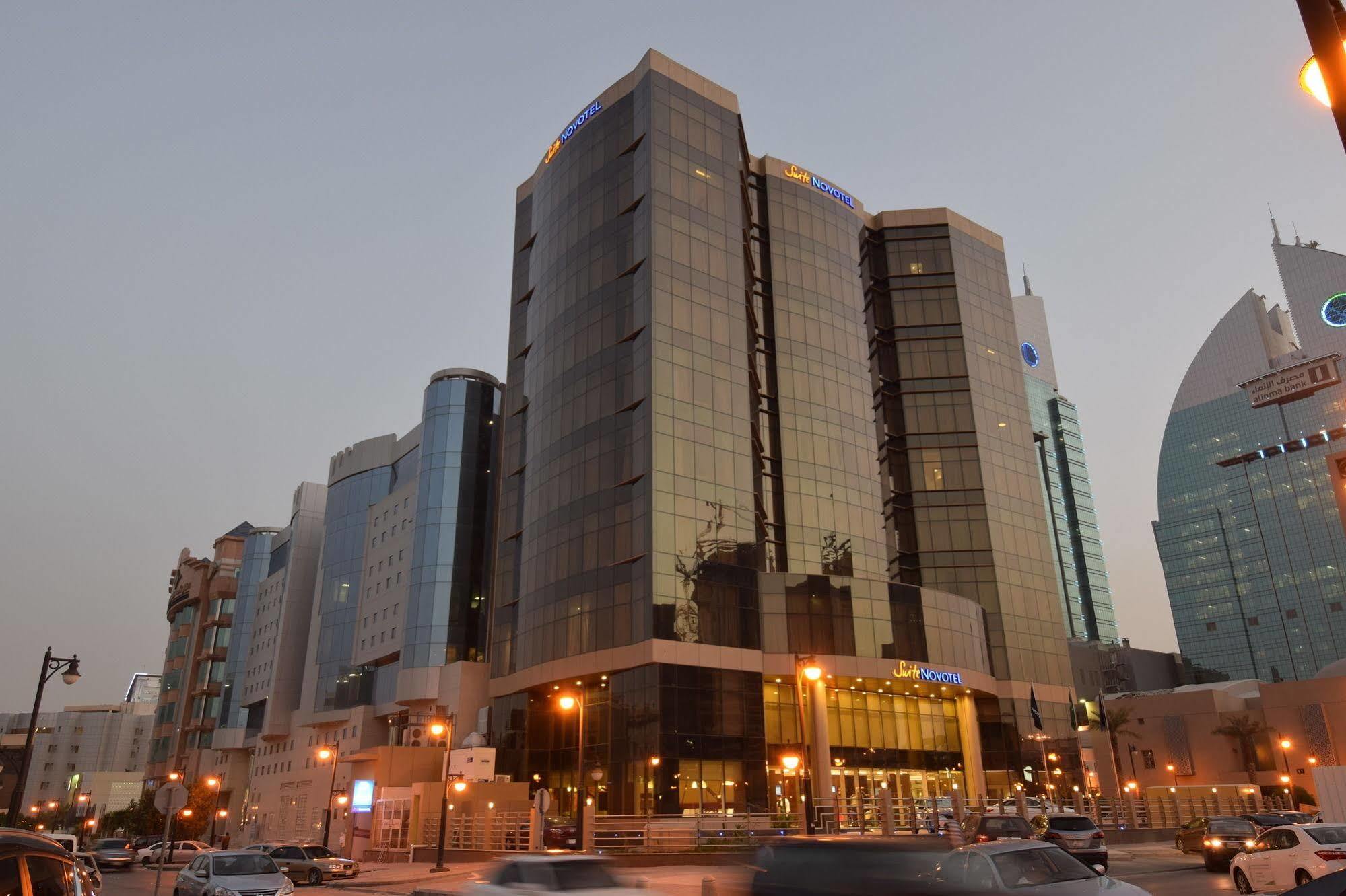 Novotel Suites Riyadh Centre Екстер'єр фото