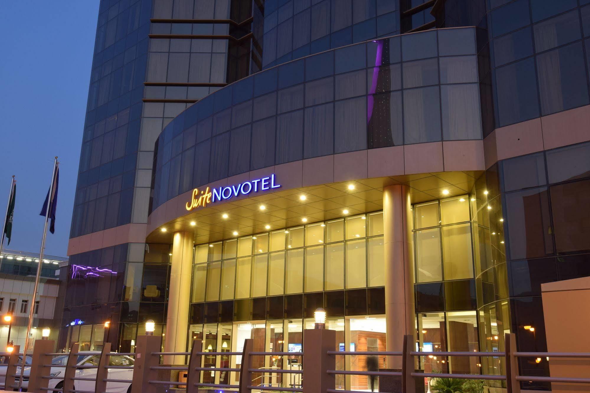 Novotel Suites Riyadh Centre Екстер'єр фото